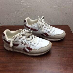 Reebok Youth Boys/Girls Sneaker Size 3 White/Wine/Beige